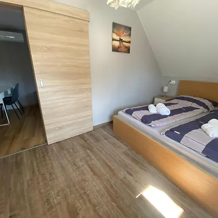 Nocleg ze śniadaniem Oazis Panzio 3*